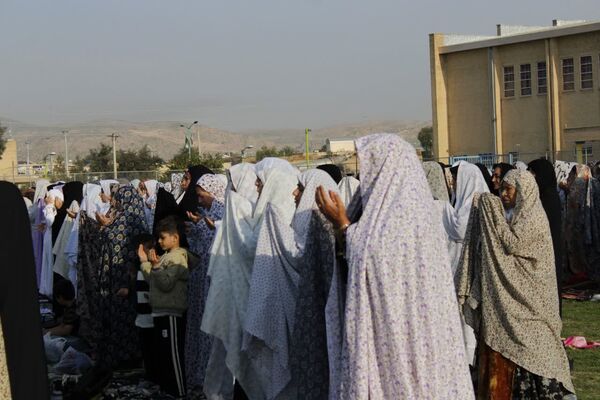 اقامه باشکوه نماز عید فطر در گچساران