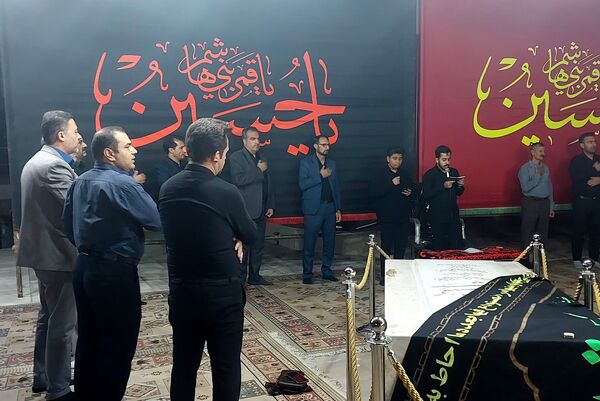 مراسم عزاداری شب چهارم محرم 1404 در اداره‌کل آموزش و پرورش فارس
