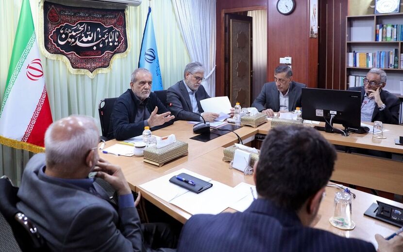 مسئولیت باید براساس کارآمدی واگذار شود نه ملاحظات جناحی/ دانشگاه مسئولیت حل مسائل واقعی کشور را برعهده بگیرد
