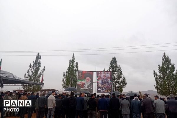 تشییع پیکر شهید مدافع امنیت در حمله تجاوزکارانه آمریکا 