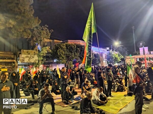 خونخواهی امام شهید ایران در خیابان امام خمینی ـ۲