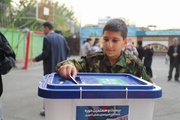 آیین نمادین کشوری بیست و هفتمین انتخابات شورای دانش‌‌آموزی