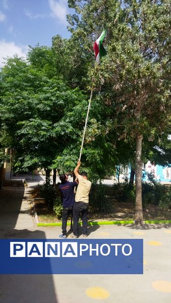 اجرای پروژه مهر در هنرستان ثمین 