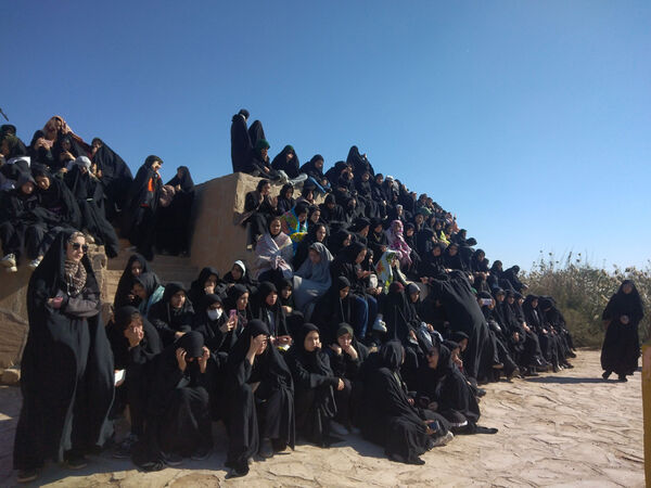 اردوی راهیان نور دختران دانش‌آموز قم