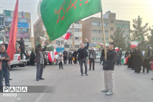 حضور مردم پردیس برای خنثی کردن حرکات  احتمالی مزدوران صهیونی