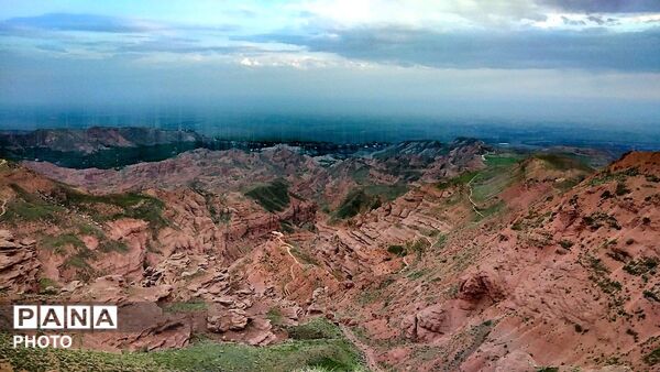 کوه های زیبای تخت پلنگ نیشابور 