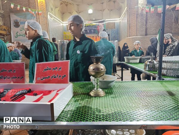 خدمت رسانی در حاشیه تجمعات نیشابور 