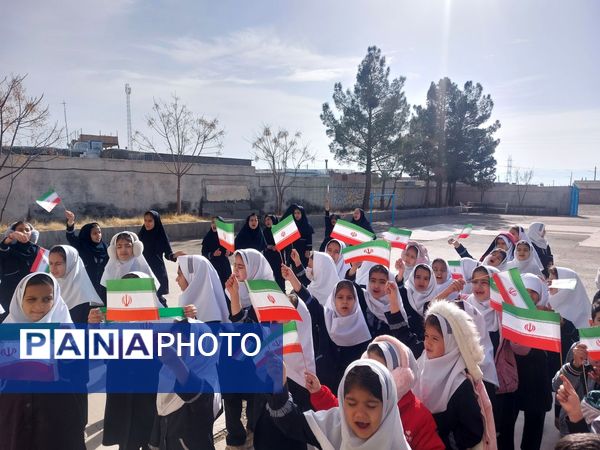 جشن انقلاب در مدرسه صغری عبداللهیان  روستای کاریزک خلیل آباد