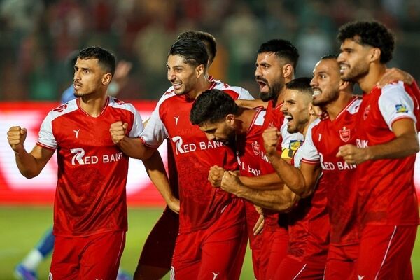 پرسپولیس و تراکتور در سکوت یادگار امام