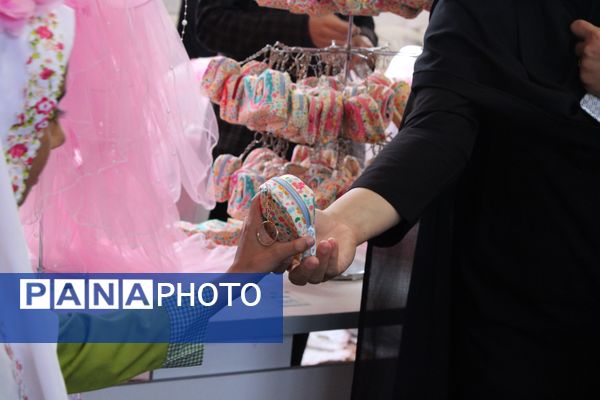 جشن تکلیف دانش‌آموزان دختر شهرستان بن 