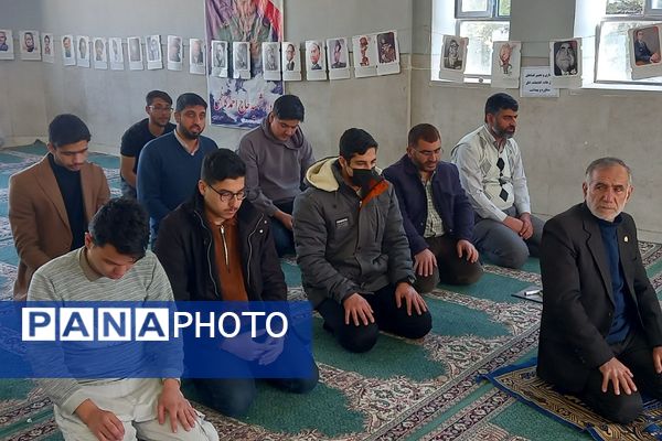  کارگاه‌های سواد اجتماعی و سیاسی و نمایشگاه انقلاب با شعار «روایت ناشنیده» در مدارس متوسطه دوم فشافویه