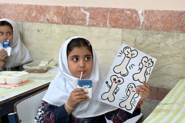 روز جهانی پوکی استخوان در مدارس شهرستان ملارد