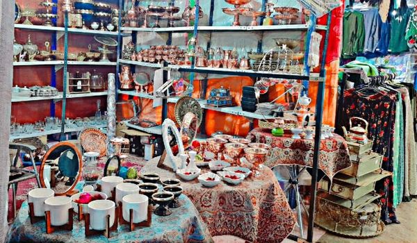 غرفه‌هایی رنگارنگ با حال و هوای نوروز