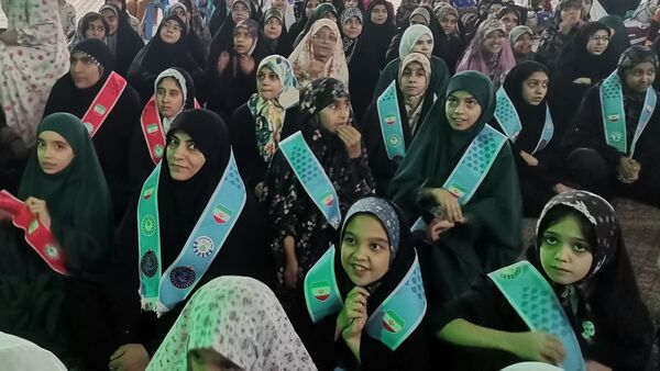 از نیمکت مدرسه تا محراب مسجد؛ اعتکاف، کانون خودسازی دانش آموزان