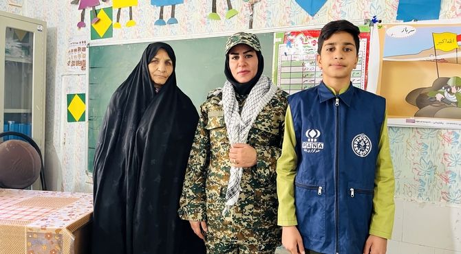 شور و نشاط در کلاس اول آموزشگاه نواب صفوی خاتم با آموزش نشانه‌ها از طریق نمایش