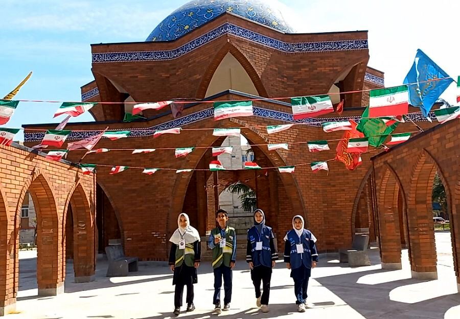 دانش‌آموز خبرنگاران پانا‌ی شهریار از مردم غیور ایران برای شرکت در راهپیمایی روز قدس دعوت کردند