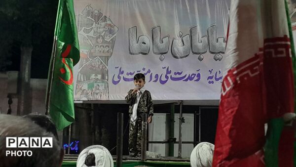 نظرآباد باری دیگر صحنه طوفان همبستگی مردم شد 