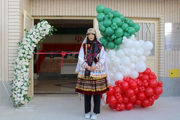 تجهیز هنرستان ۱۲ کلاسه «بصیرت سملقان»  به امکانات آموزشی نوین