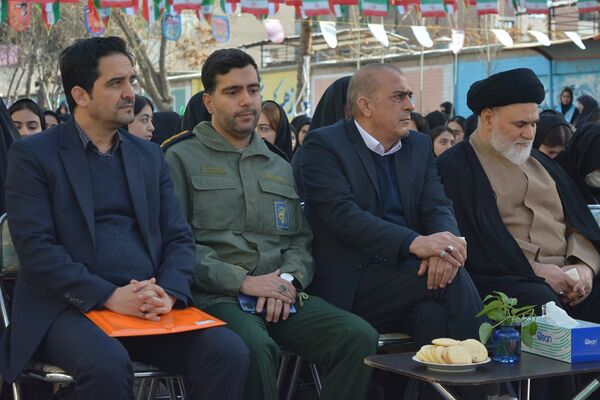 طنین زنگ انقلاب در بهارستان‌دو 