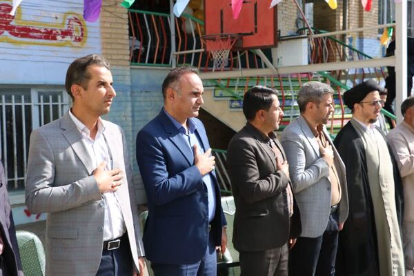 آغاز سال تحصیلی با «جشن شکوفه‌ها» در سامان