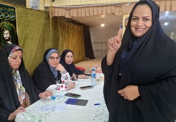 حضور گسترده مردم شیراز پای صندوق‌های رای