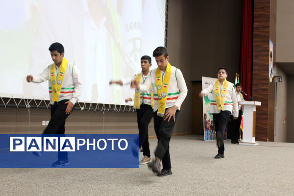 آیین بزرگداشت سالروز تاسیس سازمان دانش‌آموزی در قم-1