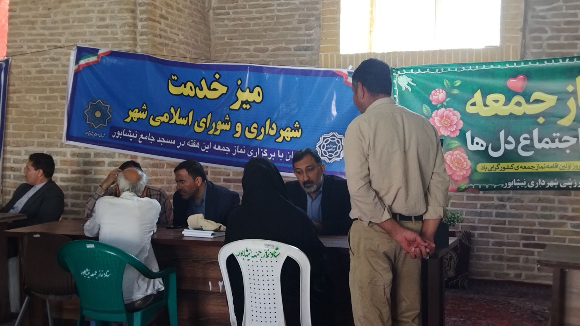 میز خدمت ادارات نیشابور در نماز جمعه 