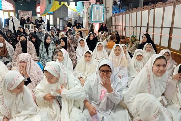 اقامه نماز جمعه در مصلی بزرگ نسیم شهر