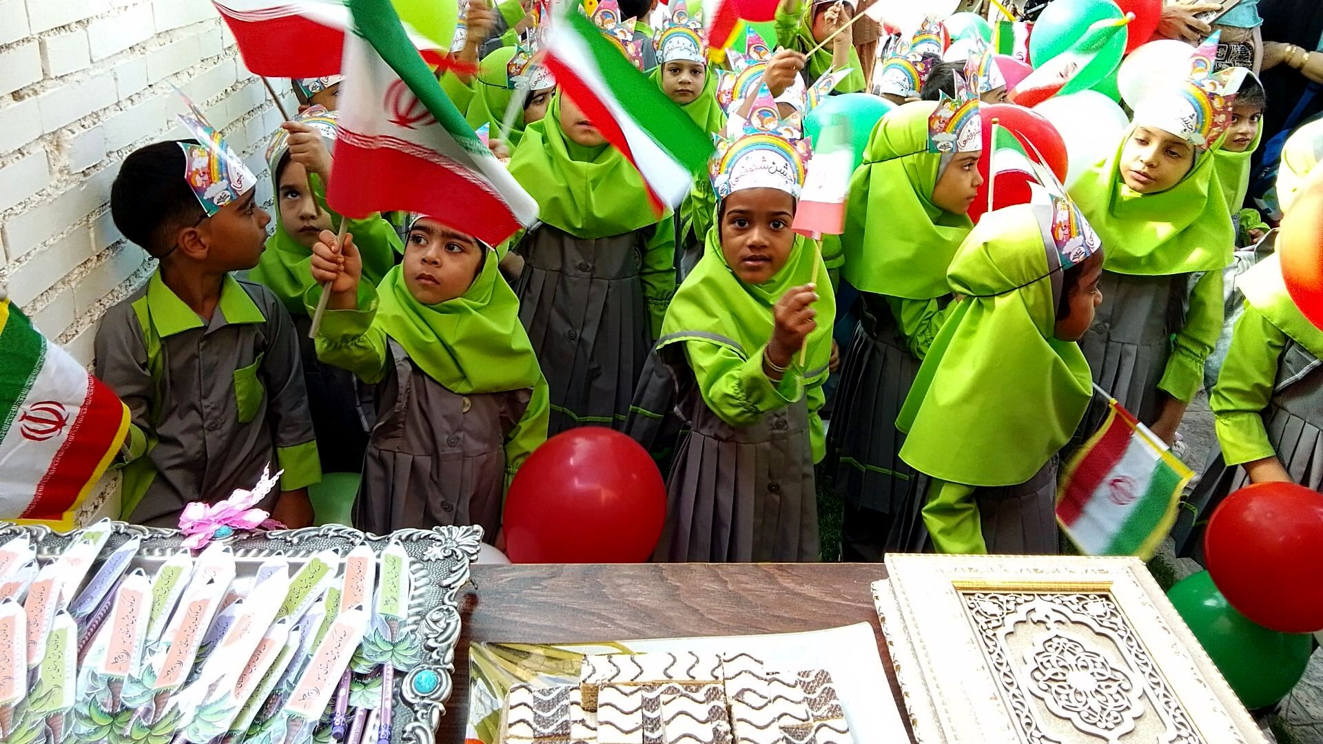 جشن غنچه‌ها با رنگ لبخند و امید