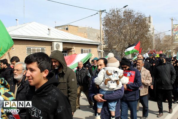 مردم فاروج باری دیگر در روز قدس حماسه آفریدند 
