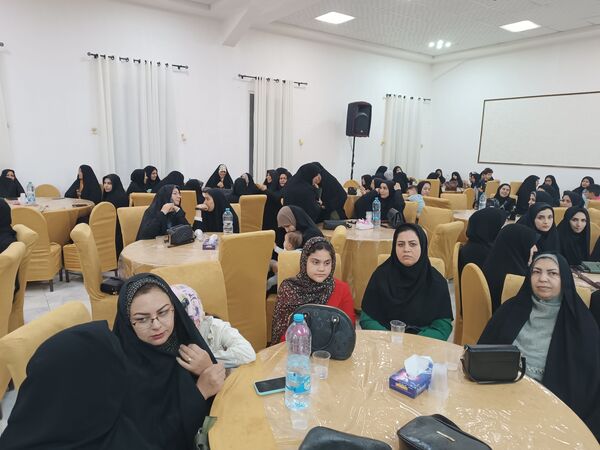 معلمان ستارگان درخشان مسیر علم و دانش