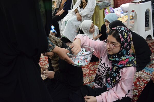 اعتکاف دانش‌آموزی در مسجد جامع امام حسین(ع) ناحیه یک کرج 