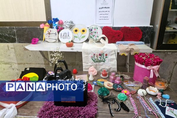 جشن خلاقیت دانش‌آموزان در نمایشگاه فناوری مدرسه پروین اعتصامی