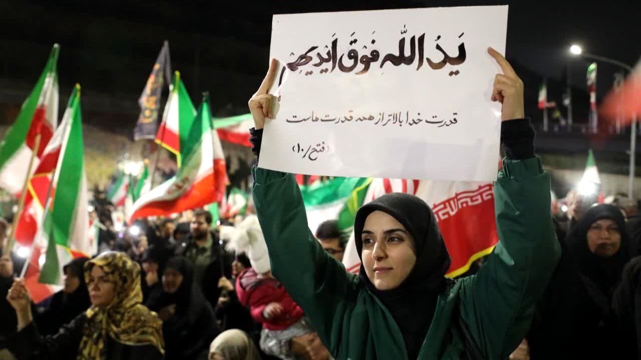 بیست و یکمین اجتماع عظیم مردمی کرج در خونخواهی رهبر شهیدشان 