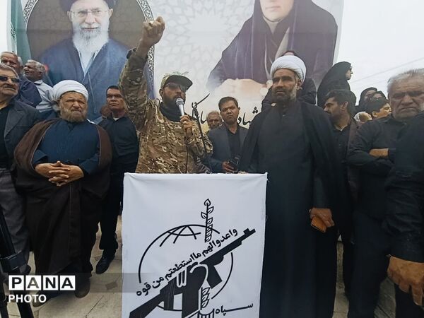 تشییع «شهیده فاطمه طاهری فرد» مدیر دبستان میناب در جیرفت