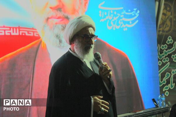 ورامین در التهابِ یک عشقِ بی‌پایان؛ میدان‌های شهر، تجلی‌گاهِ ماتم حسینی