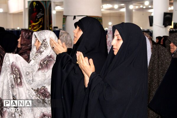 حضور پرشور مردم نظرآباد در آیین عبادی سیاسی نماز جمعه
