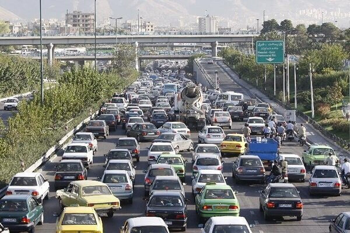 ترافیک پرحجم صبحگاهی در اکثر معابر پایتخت