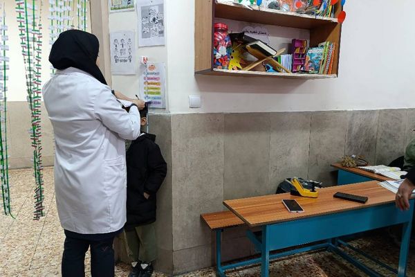 ارتقای آگاهی دانش‌آموزان آموزشگاه شهید رجایی با آموزش‌های سلامت و ایمنی زلزله