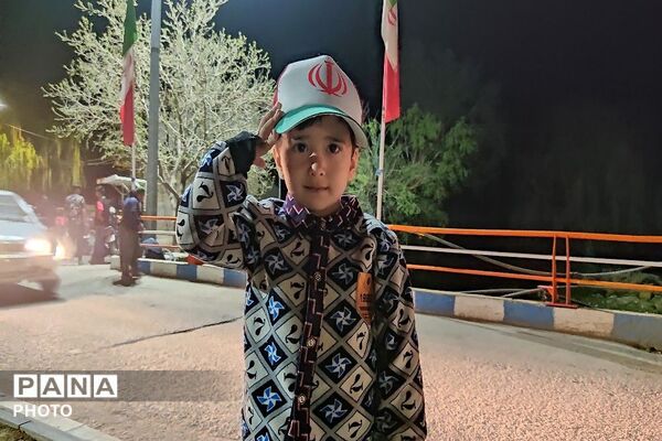 سنگر ما خیابان است 
