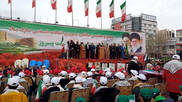 دانش‌آموزان، پاسداری از انقلاب را آغاز می‌کنند