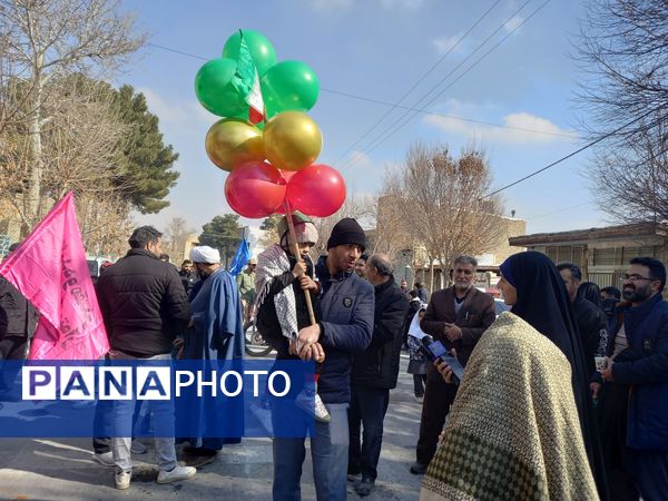 حضور حماسی مردم فلاورجان در راهپیمایی 22 بهمن