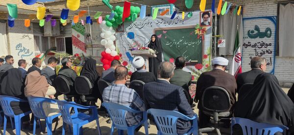زنگ آغاز سال تحصیلی در سروستان نواخته شد