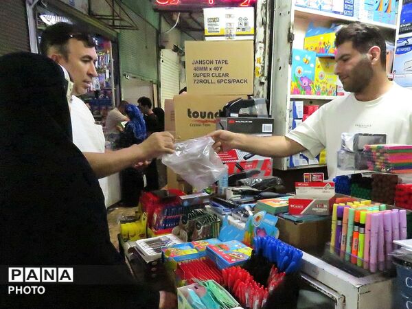  روایت شور و شوق خرید لوازم‌التحریر در بازار بزرگ تهران