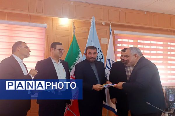  نشست هم‌اندیشی تخصصی مدیران آموزش و پرورش مناطق ۱۸ گانه و دانشگاه فنی و حرفه‌ای استان بوشهر 