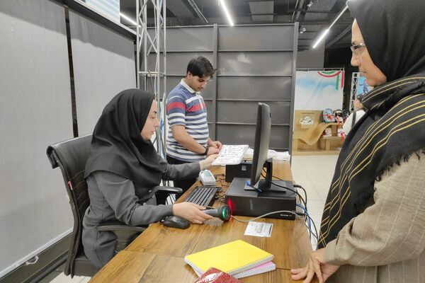 لوازم تحریر ایران‌نوشت؛ همدم لحظه‌های یادگیری دانش‌آموزان