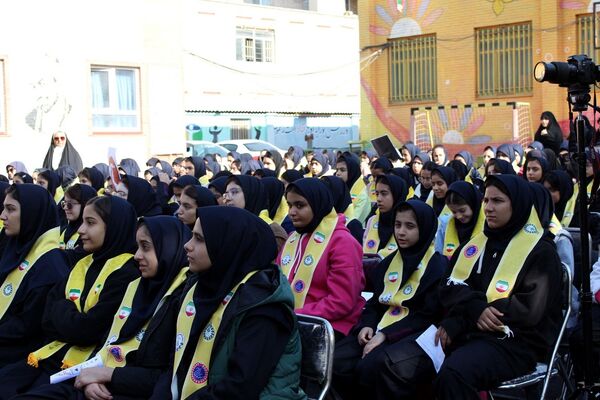 آیین برگزاری شور عاطفه‌ها در مدارس البرز 