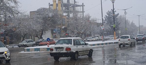 شهر نیشابور سفید پوش شد 