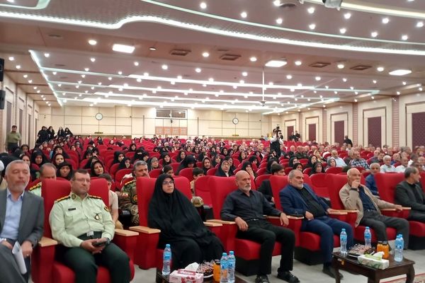 تجلیل از اسرا و رونمایی از آثار فاخر در طرح الماس‌های درخشان