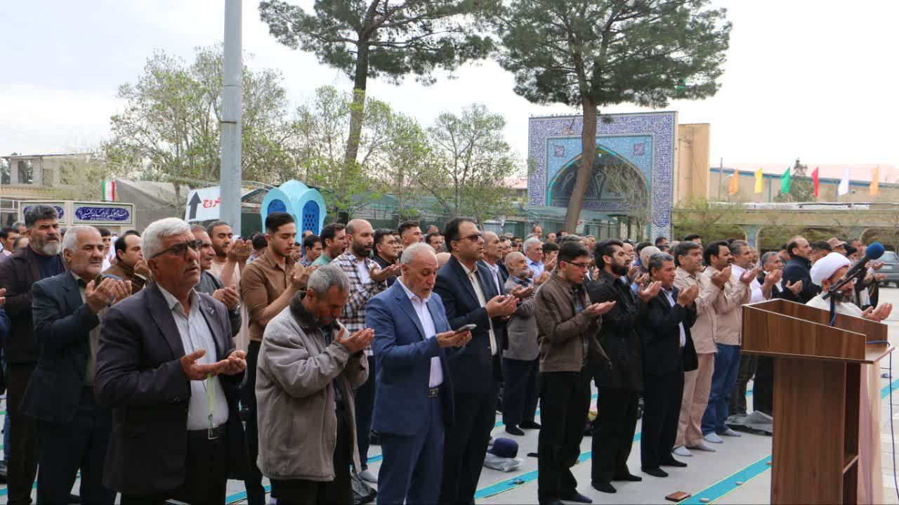 برگزاری با شکوه نماز عید فطر در صفادشت ملارد 